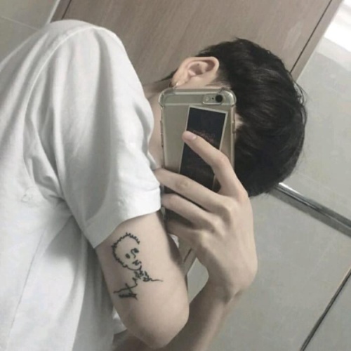 张一鸣